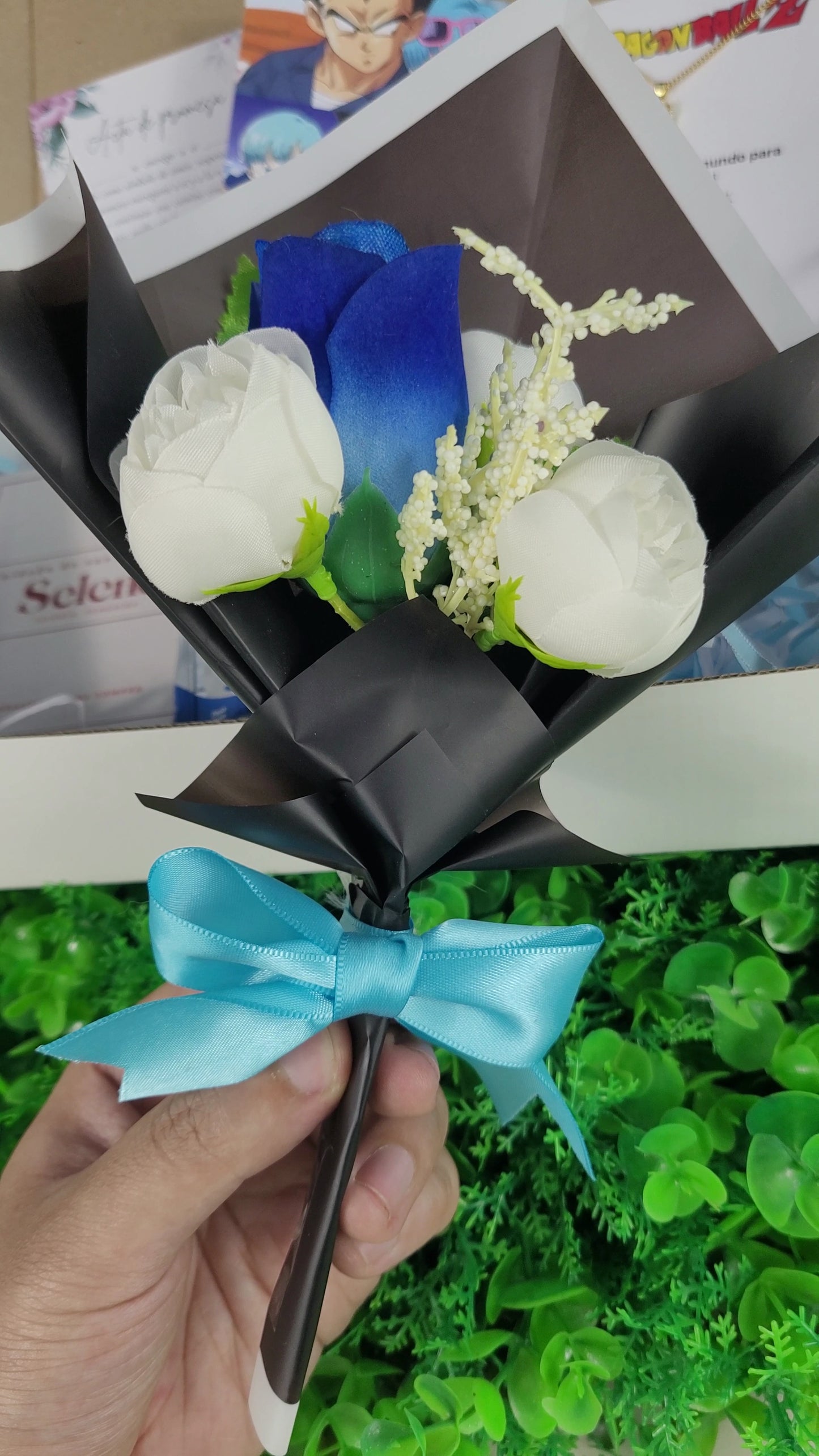 Anillos de PROMESA VEGETA Y BULMA 💍💖 + COLLAR 💞 + RAMO DE FLORES🌸