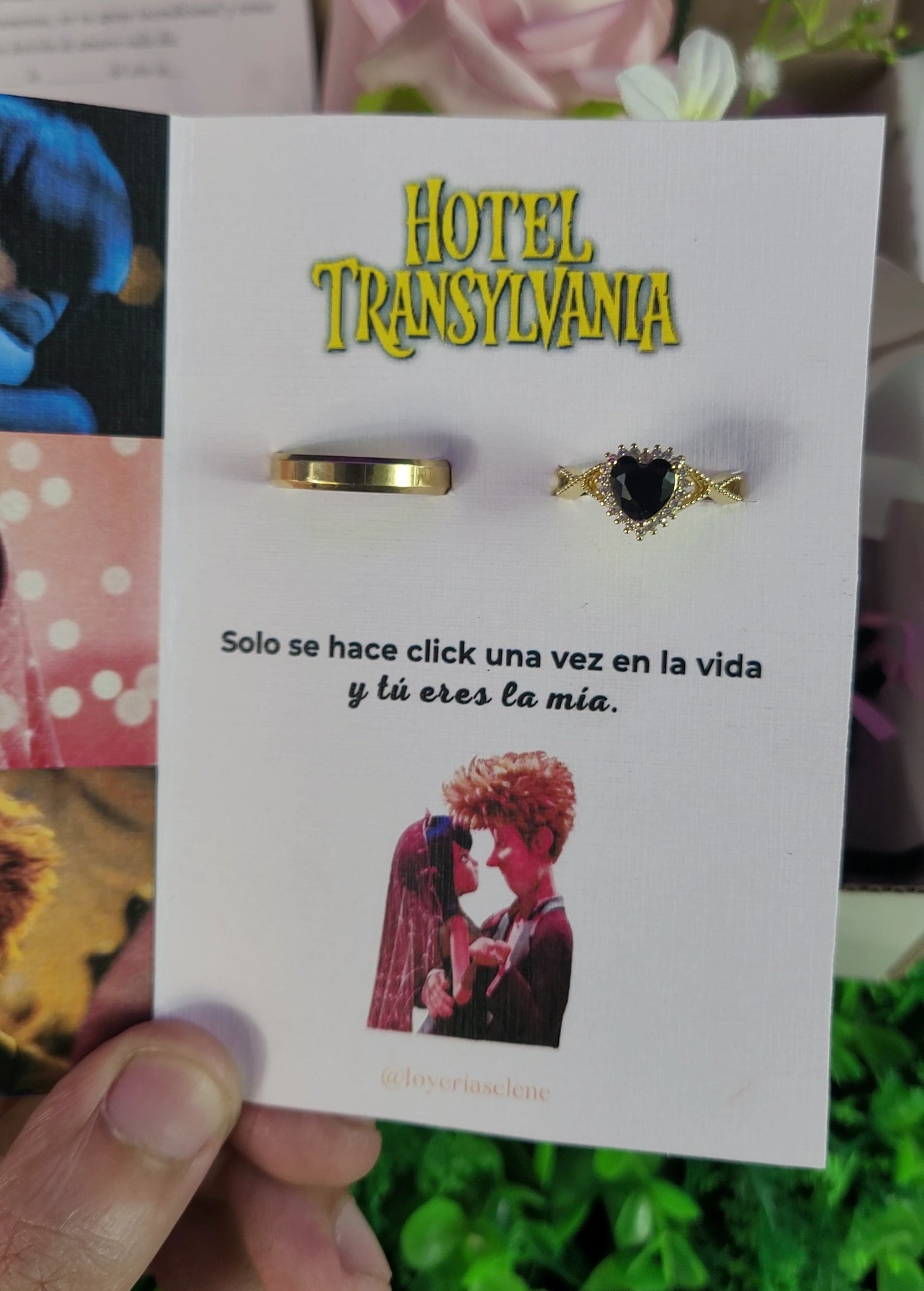 Anillos de PROMESA HOTEL TRANSYLVANIA 💍🎃 + COLLAR 💖 + RAMO DE FLORES🌸