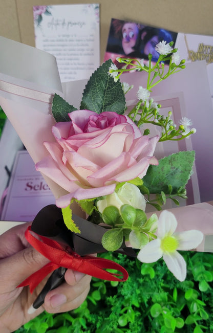 Anillos de PROMESA HOTEL TRANSYLVANIA 💍🎃 + COLLAR 💖 + RAMO DE FLORES🌸